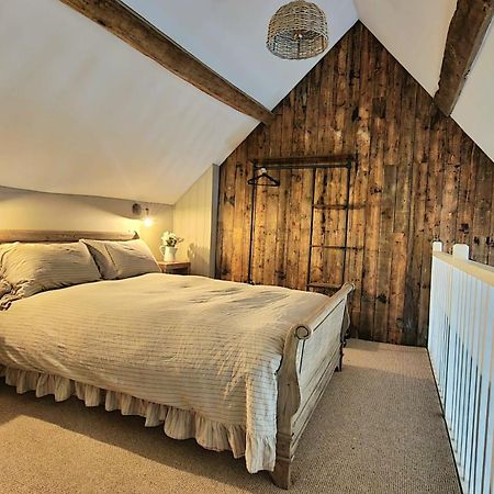 Villa The Threshing Barn At Penrhos Court Kington  Zimmer foto